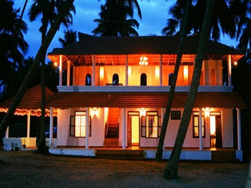 Pozhiyoram Ayurveda Beach Resort Alappuzha 외부 사진
