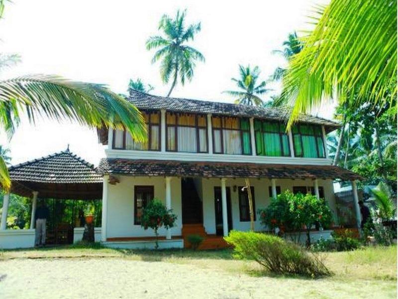 Pozhiyoram Ayurveda Beach Resort Alappuzha 외부 사진