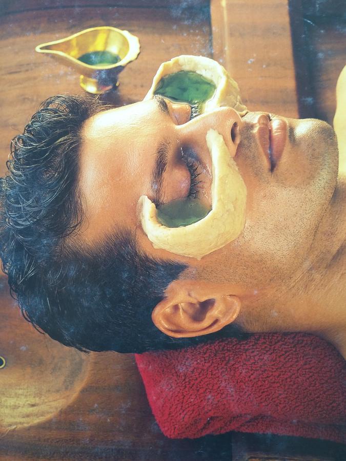 Pozhiyoram Ayurveda Beach Resort Alappuzha 외부 사진