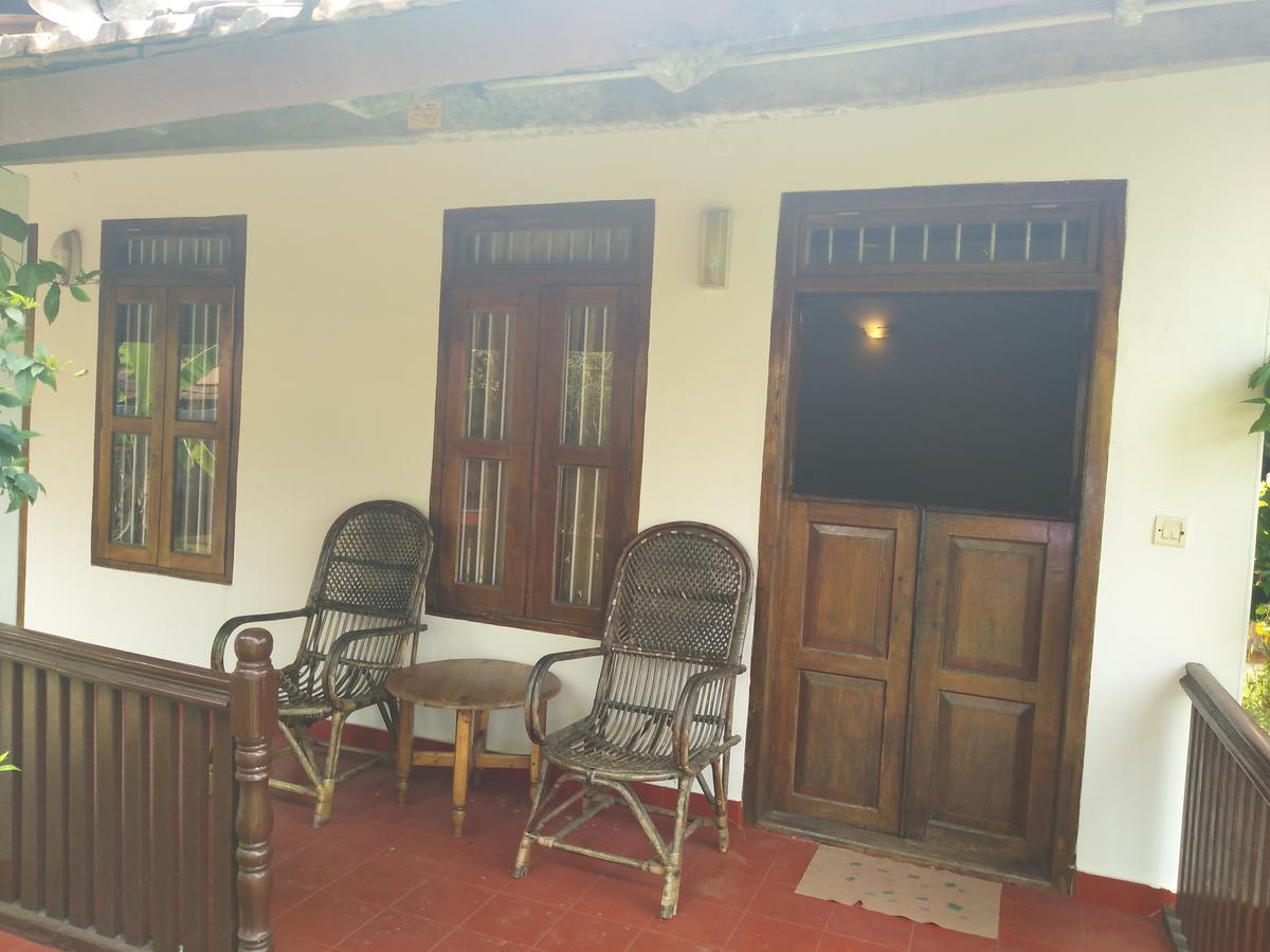 Pozhiyoram Ayurveda Beach Resort Alappuzha 외부 사진